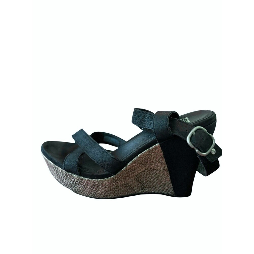 UGG Australia Ariah Wedge Sandals Black Leather Pink Snakeskin Platform 9